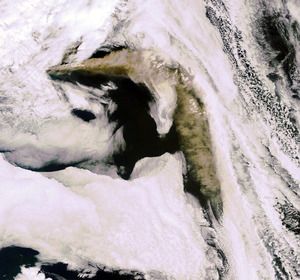 ESA: nowe obrazy chmury wulkanicznego pyłu