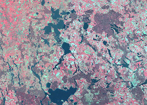 Mapa hydrograficzna dla tysiąca jezior <br />
fot. Landsat/ArcGIS.com