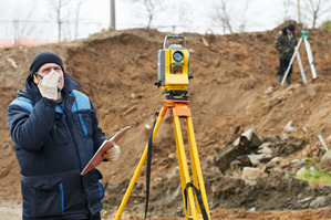 Brytyjski geodeta ma duże zarobki, ale małą satysfakcję