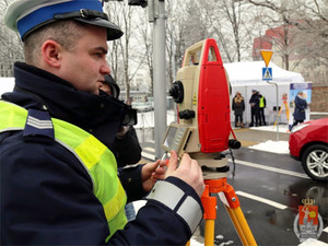 Z życia regionów: policyjne tachimetry tylko na skrzyżowaniach? <br />
Fot. KSP