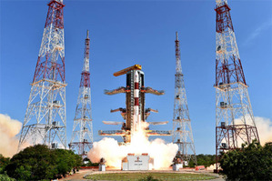 Satelity Flock 2p Dove firmy Planet meldują się do służby <br />
Start rakiety nośnej z kosmodromu Sriharikota w Indiach (fot. ISRO)