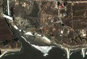 Po trzęsieniu ziemi i tsunami w Japonii <br />
fot. DigitalGlobe