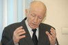 <b class=pic_title>Prof. Bogdan Ney, przewodniczący Państwowej Rady Geodezyjnej i Kartograficznej</b> <br />
<br />
<b class=pic_author>fot.  J. Przywara</b><br />
<br />

