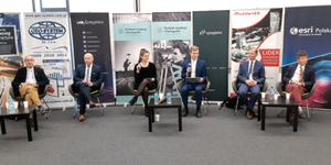 Uczestnicy debaty w CZIiTT PW (fot. DC)