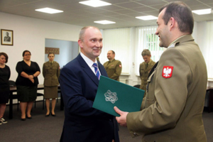 Na WAT powstała Katedra Rozpoznania Obrazowego <br />
Dr inż. Piotr Walczykowski i dziekan WILiG WAT płk prof. Michał Kędzierski