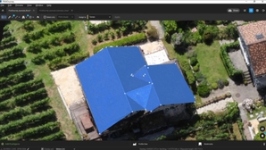 Więcej automatycznej detekcji w PIX4Dsurvey <br />
Automatyczna wektoryzacja dachów