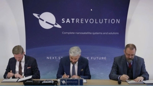 W Legnicy powstanie fabryka satelitów obserwacyjnych SatRev <br />
Podpisanie umowy o współpracy SatRev i LSSE