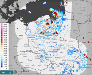 IMGW modernizuje system detekcji i lokalizacji wyładowań atmosferycznych <br />
Mapa lokalizacji wyładowań doziemnych nałożona na dane radarowe (meteo.imgw.pl)