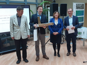 Autorzy najlepszych prac dyplomowych otrzymali nagrody <br />
Jeden z laureatów I miejsca w kategorii prac inżynierskich Michał Gąsiewski